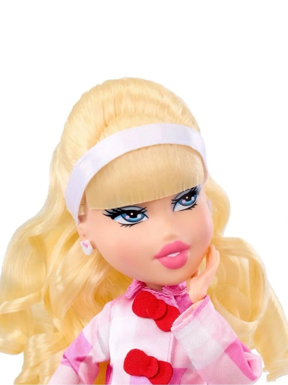 Hello Kitty Bratz Cloe Doll in Pink and Red Outfit